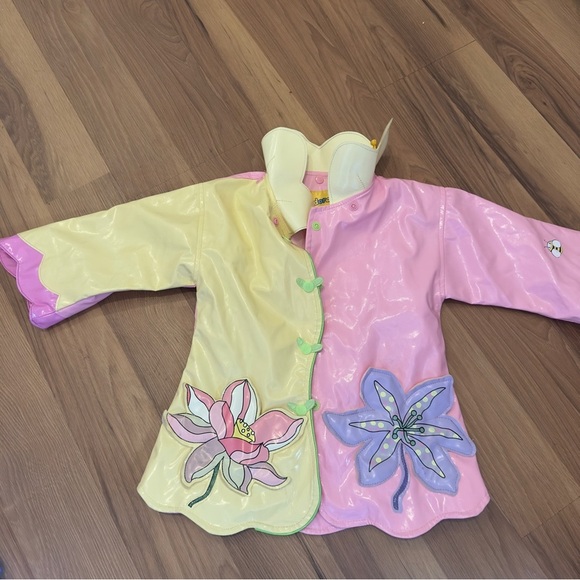 Kidorable Pink and Yellow Raincoat - Picture 3 of 9